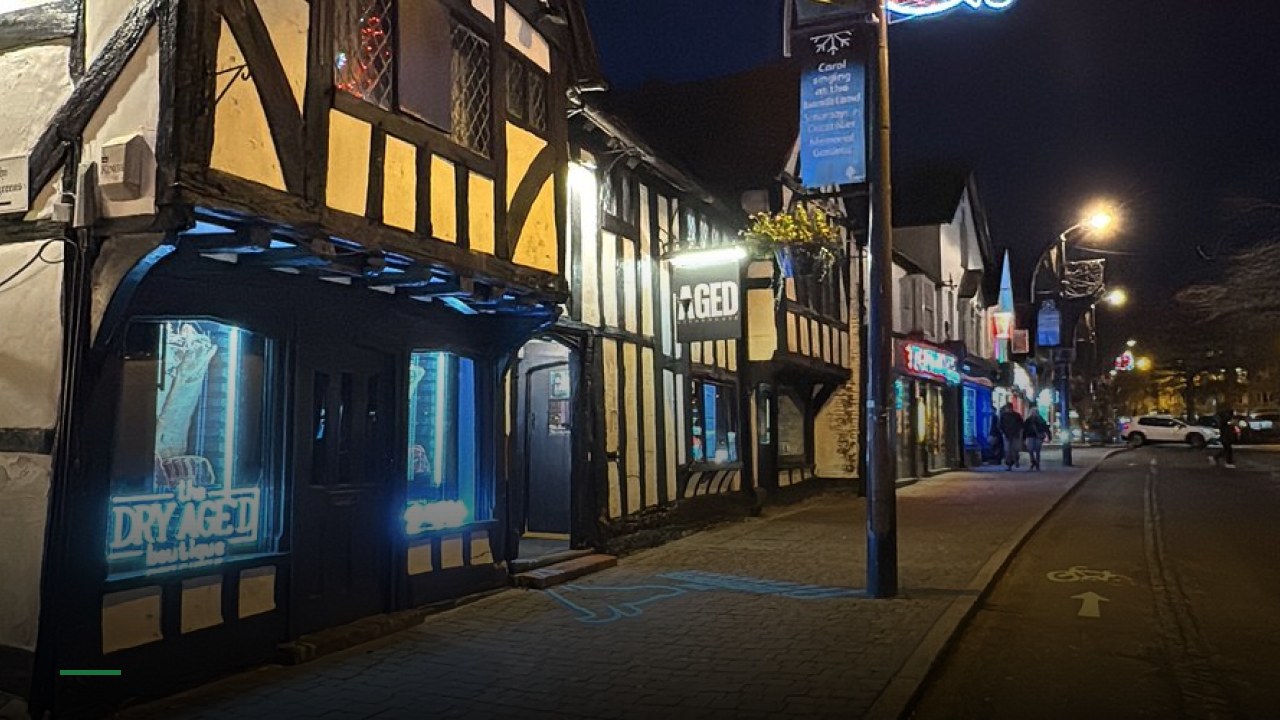 AGED STEAKHOUSE - Sports Bars in Crawley