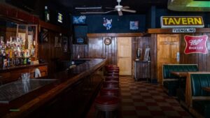 B and G Tavern — Sports bars in Cleveland