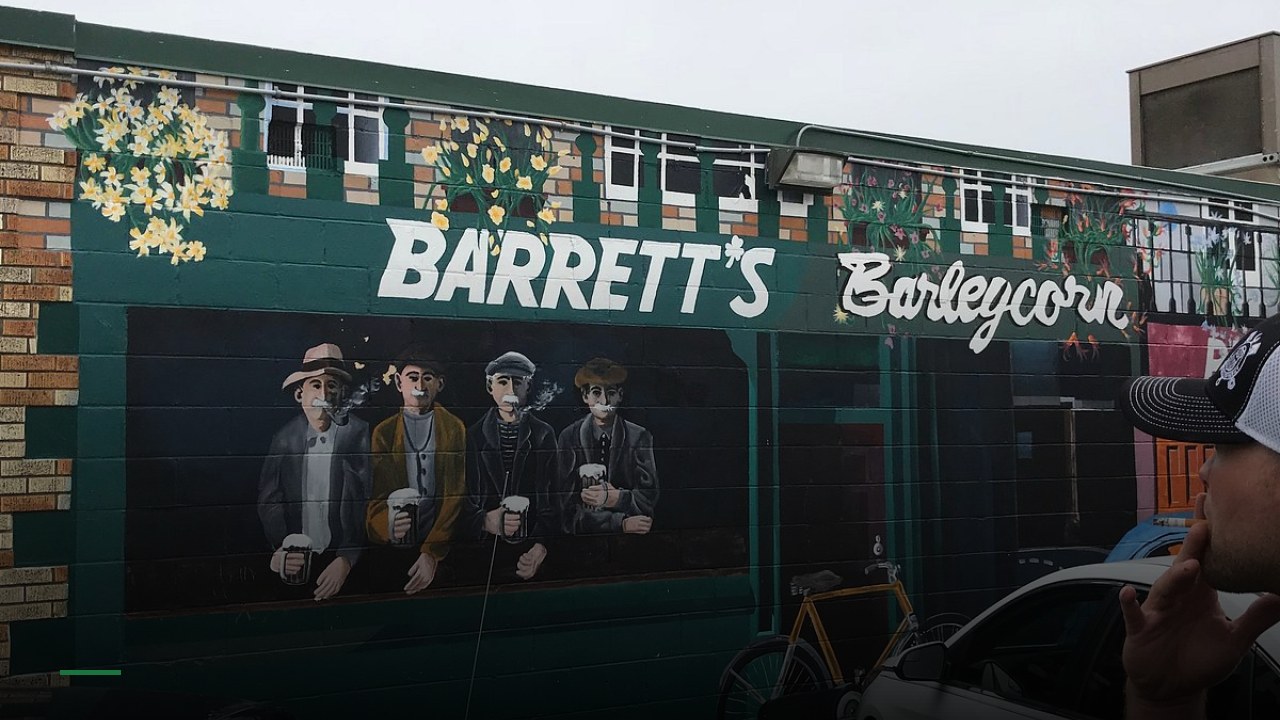 Barrett's Barleycorn Pub & Grill - Sports Bars in Omaha