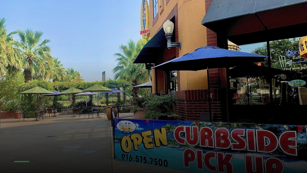 Beach Hut Deli Natomas - Sports Bars in Sacramento