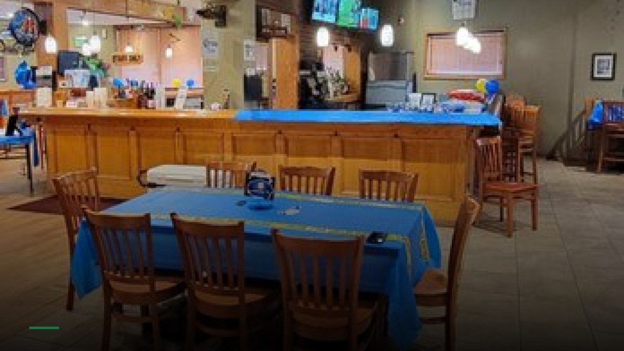 Benny's Bar - Sports Bars in Cleveland