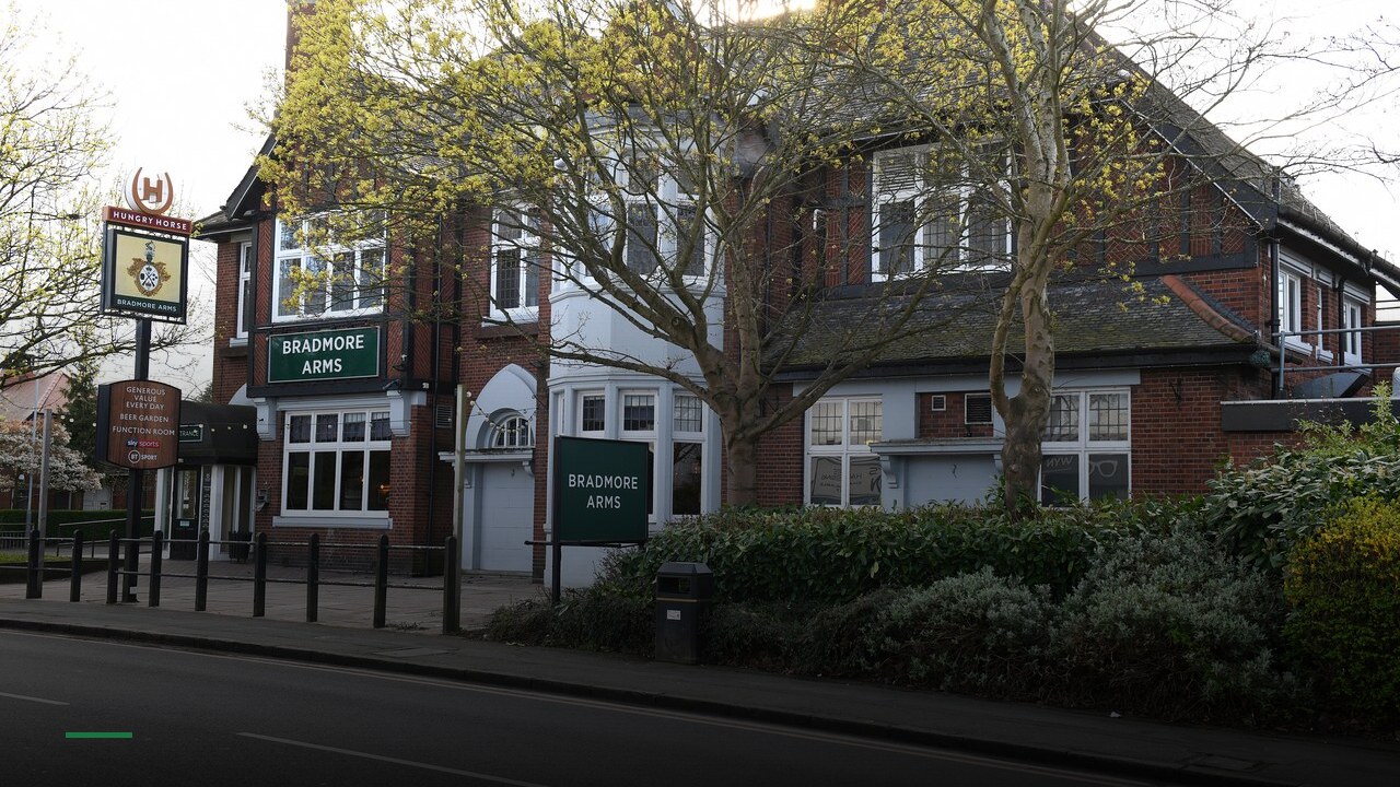 Bradmore Arms - Sports Bars in Wolverhampton