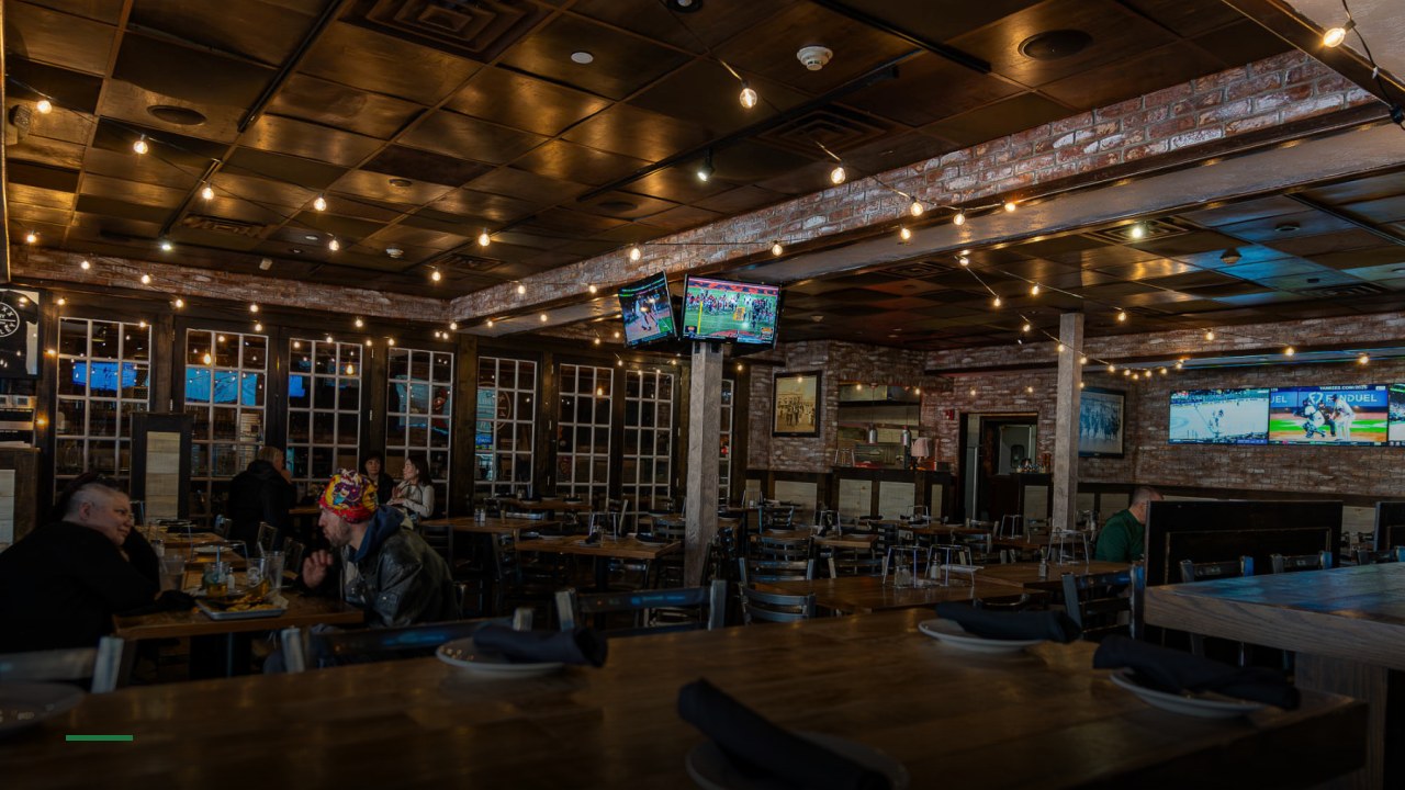 Bricks Restaurant & Sports Bar - Sports Bars in Long Beach