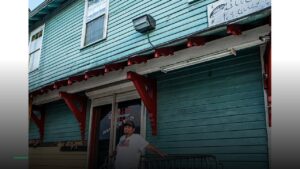 Watch MLB at Bullet's Sports Bar in New Orleans