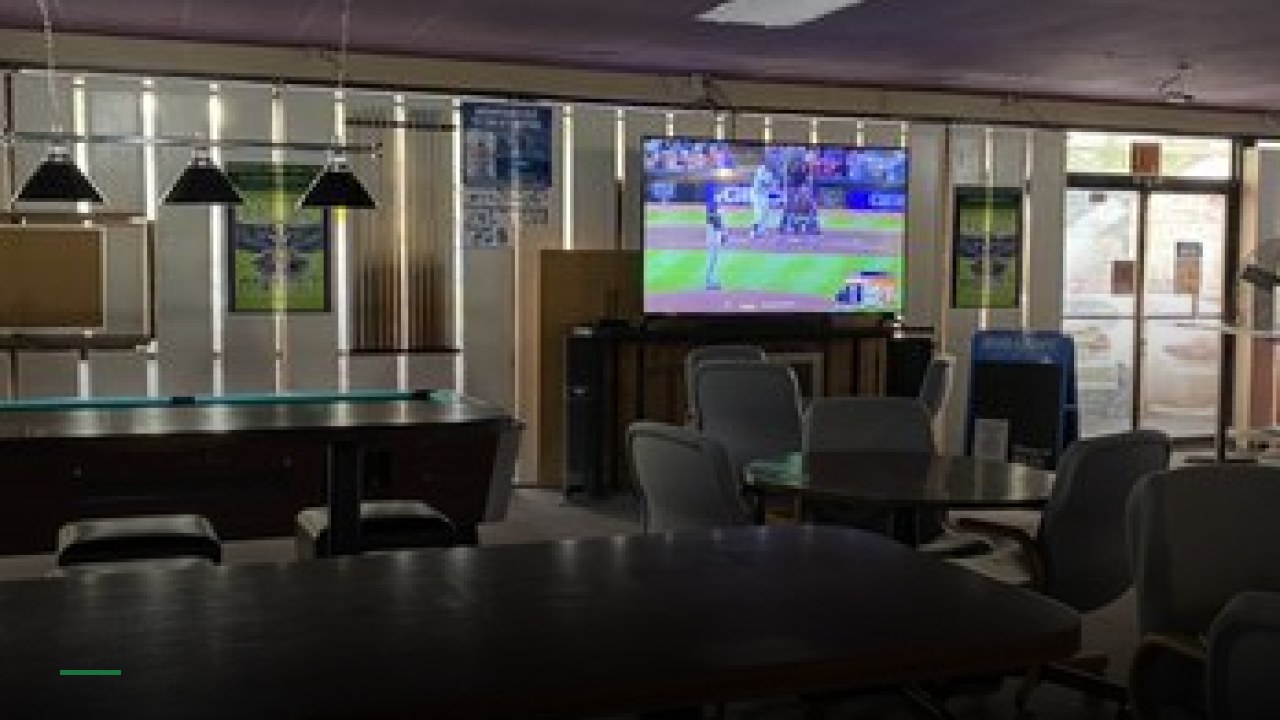 BZ's Sports Bar & Grill - Sports Bars in Seattle