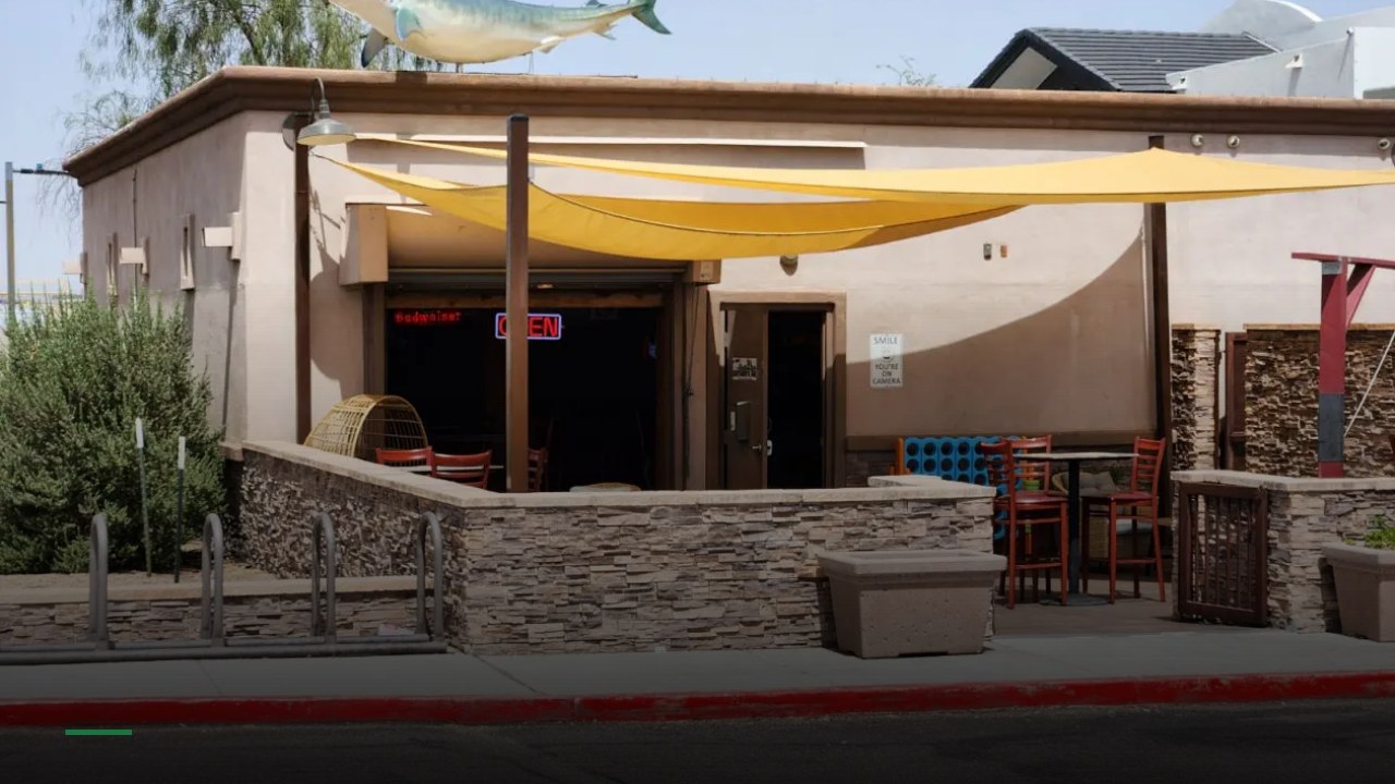 Castaways - Sports Bars in Phoenix