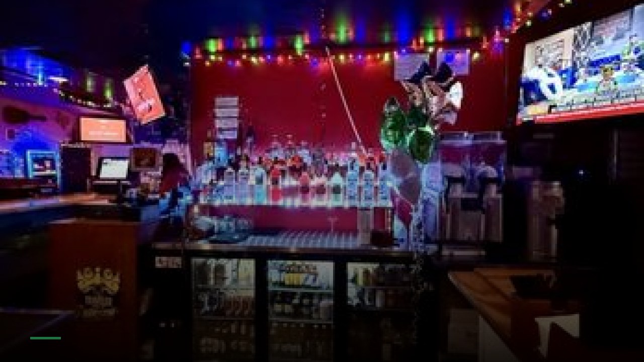 Charlie Brown's Neighborhood Bar & Grill - Sports Bars in San Antonio