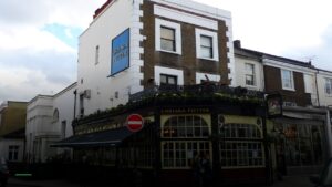 Chelsea Potter — Pubs in London