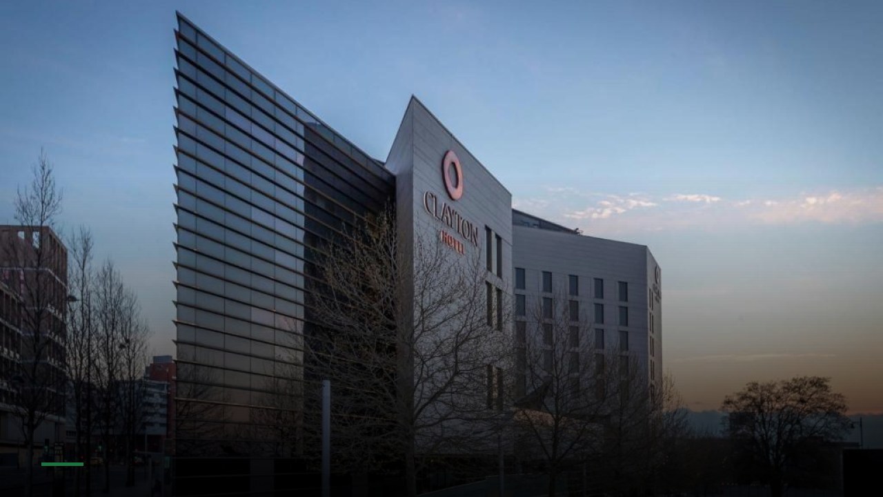 Clayton Hotel Birmingham - Sports Bars in Birmingham