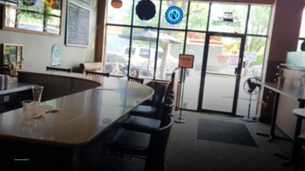 Darcy's Restaurant & Bar - Sports Bars in Portland