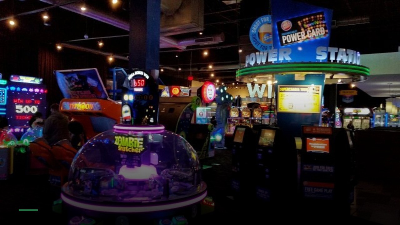 Dave & Buster's Nashville - Sports Bars in Nashville