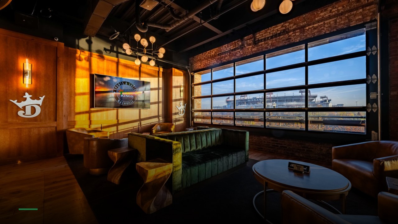 DraftKings Sports & Social Nashville - Sports Bars in Nashville