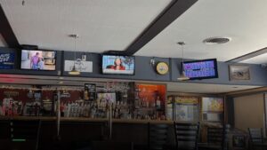 Watch UFC at Dundee’s Place Bar and Grill in Omaha