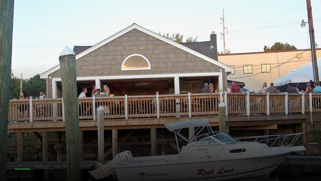 East Providence Yacht Club - Sports Bars in Providence