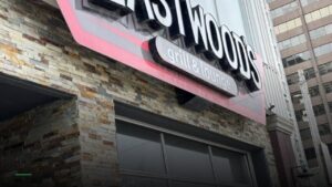 Eastwood’s Grill and Lounge — Sports bars in Detroit