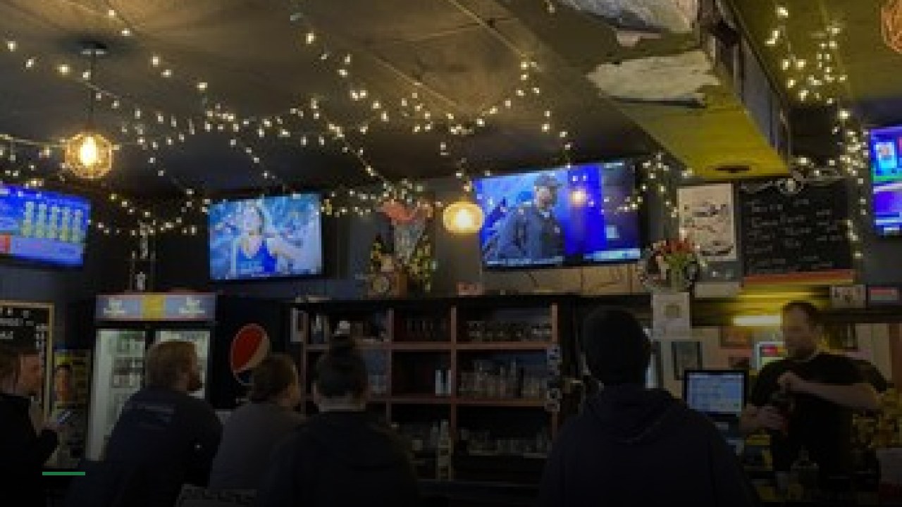 Eight and Sand Tavern & Refuge - Sports Bars in Columbus