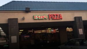 Enzo’s Pizza — Sports bars in Riverside