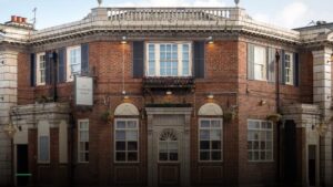 Farmers Arms Hotel — Pubs in Liverpool