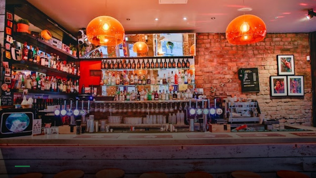 FF West End - Sports Bars in Glasgow