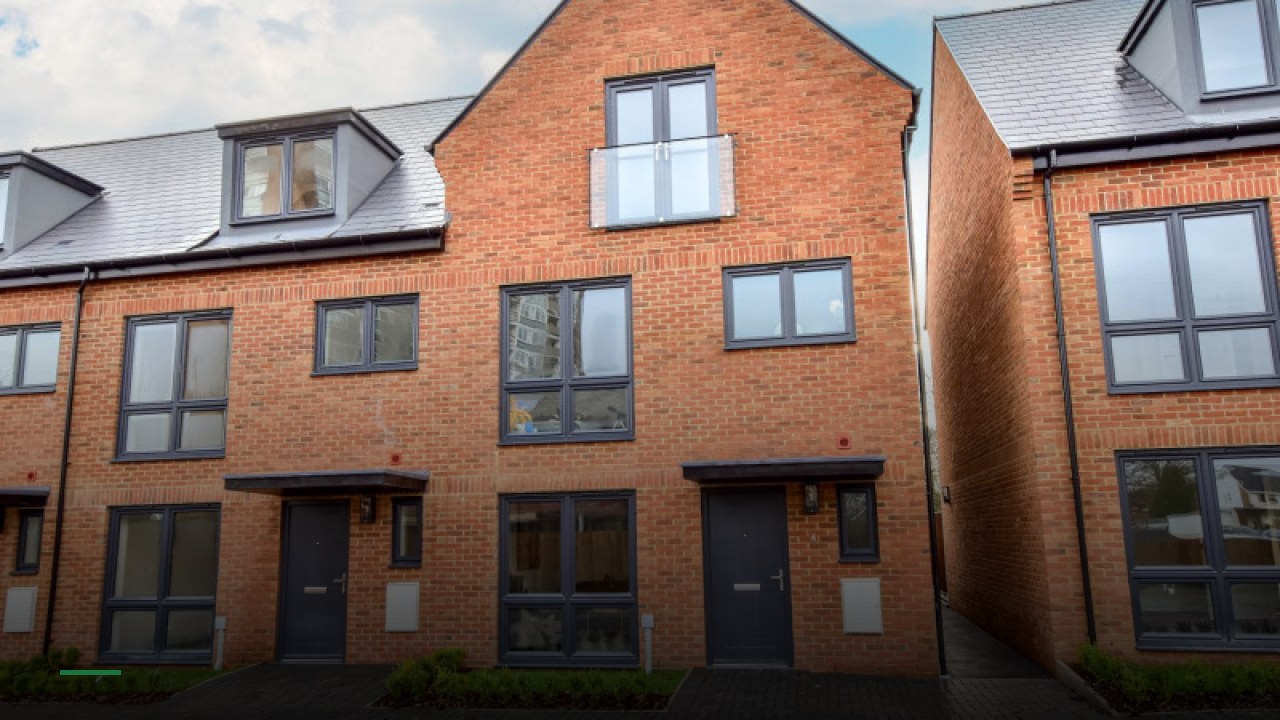 Finch's - Sports Bars in Watford