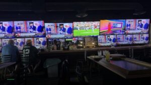 Finishline Sports Bar — Sports bars in Phoenix
