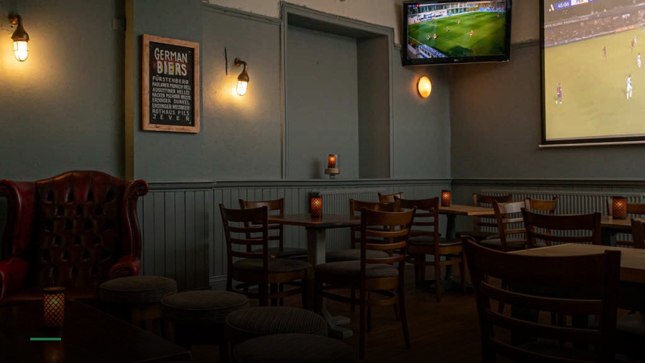 Footlights Bar and Grill - Sports Bars in Edinburgh