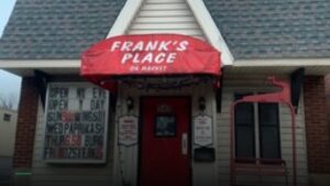 Watch UFC at Frank's Place On Market in Akron