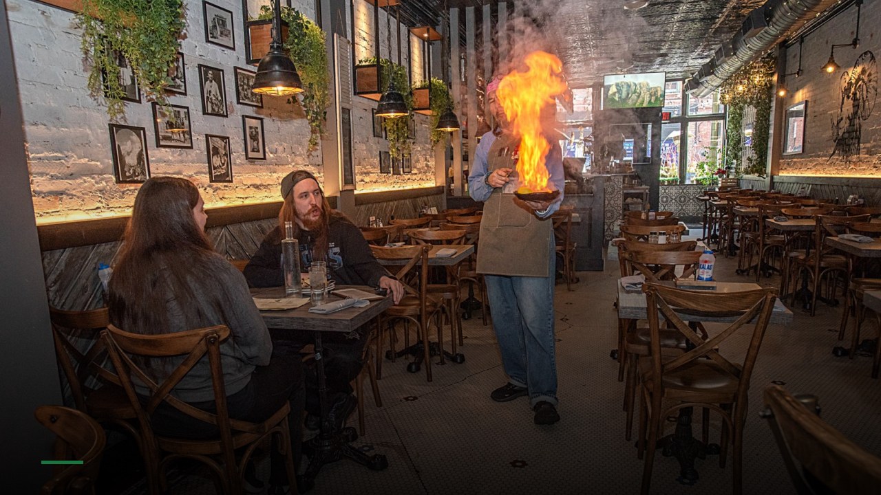 Golden Fleece Restaurant - Sports Bars in Detroit