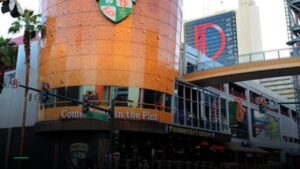 Hennessey’s Tavern — Sports bars in Las Vegas