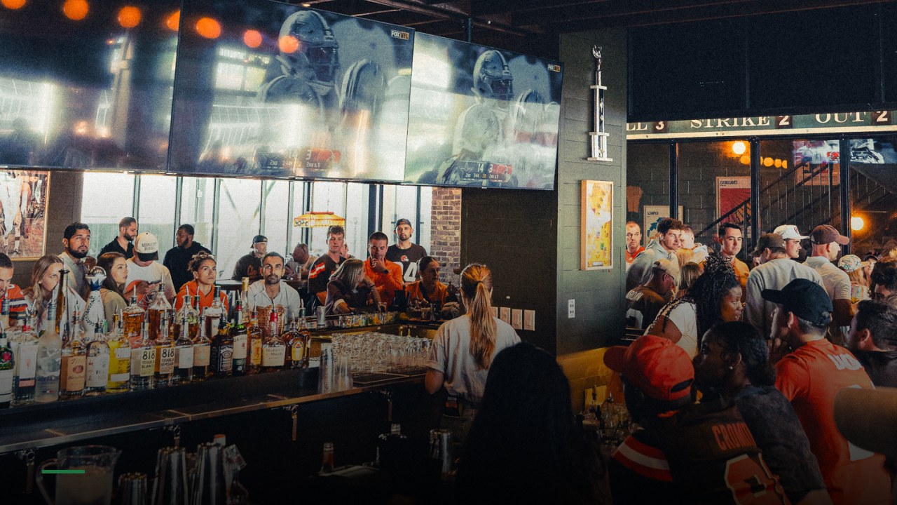 Hi 5 - Sports Bars in Cleveland