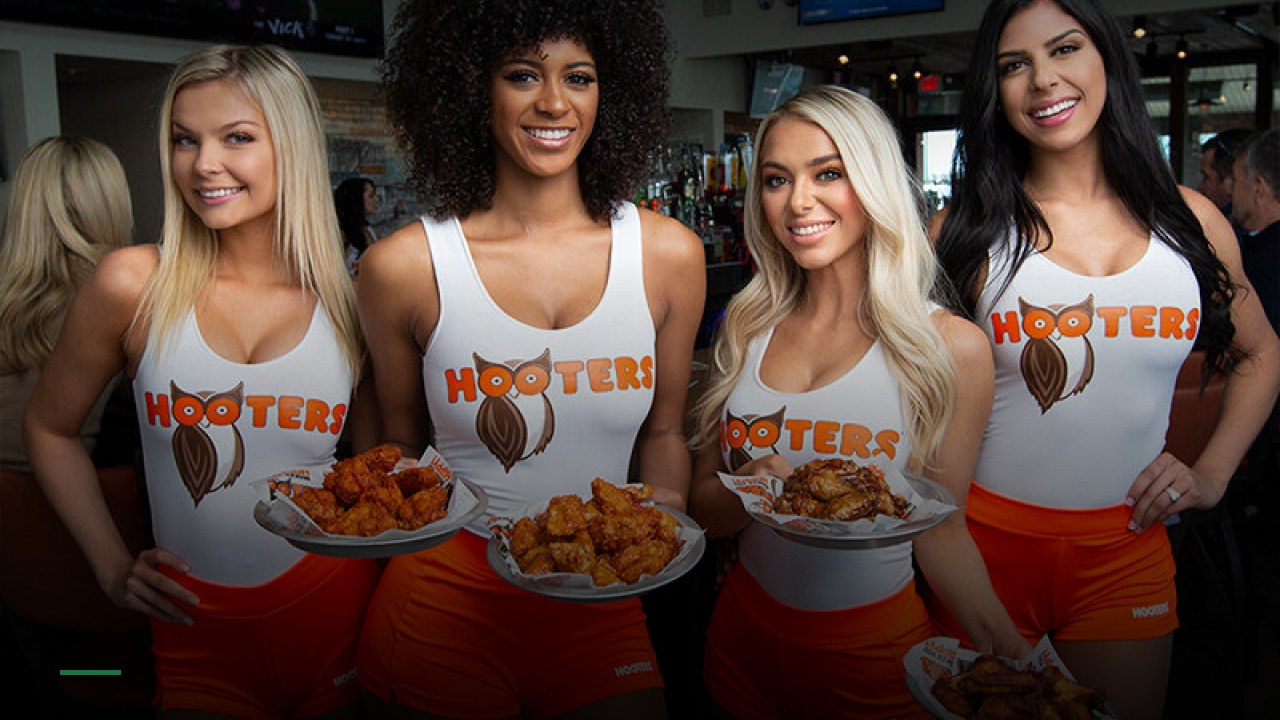 Hooters - Sports Bars in New Orleans