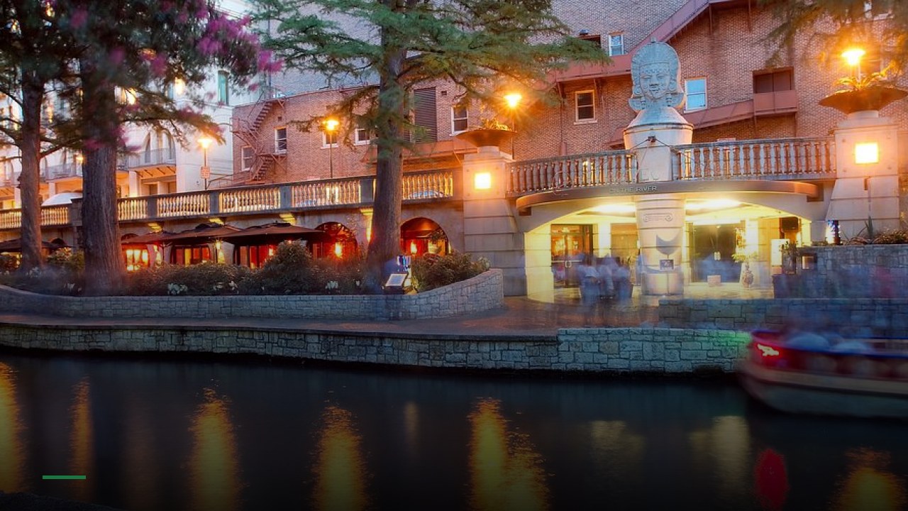 Iron Cactus Mexican Restaurant and Margarita Bar - Sports Bars in San Antonio