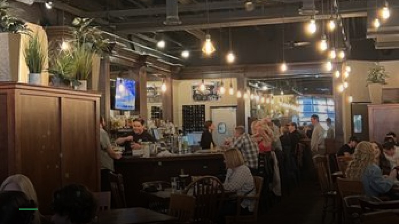 Jackson Street Tavern - Sports Bars in Omaha