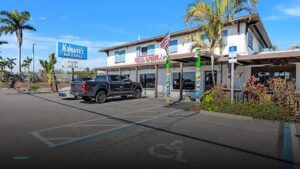 Kahuna’s Bar and Grill — Sports bars in St. Petersburg