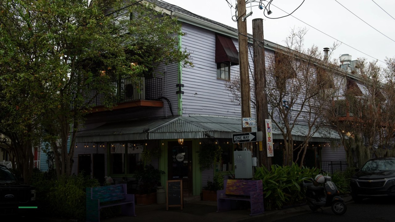 Katie's - Sports Bars in New Orleans