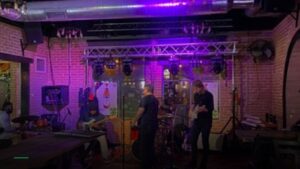 La Perla Sports Club — Sports bars in Phoenix