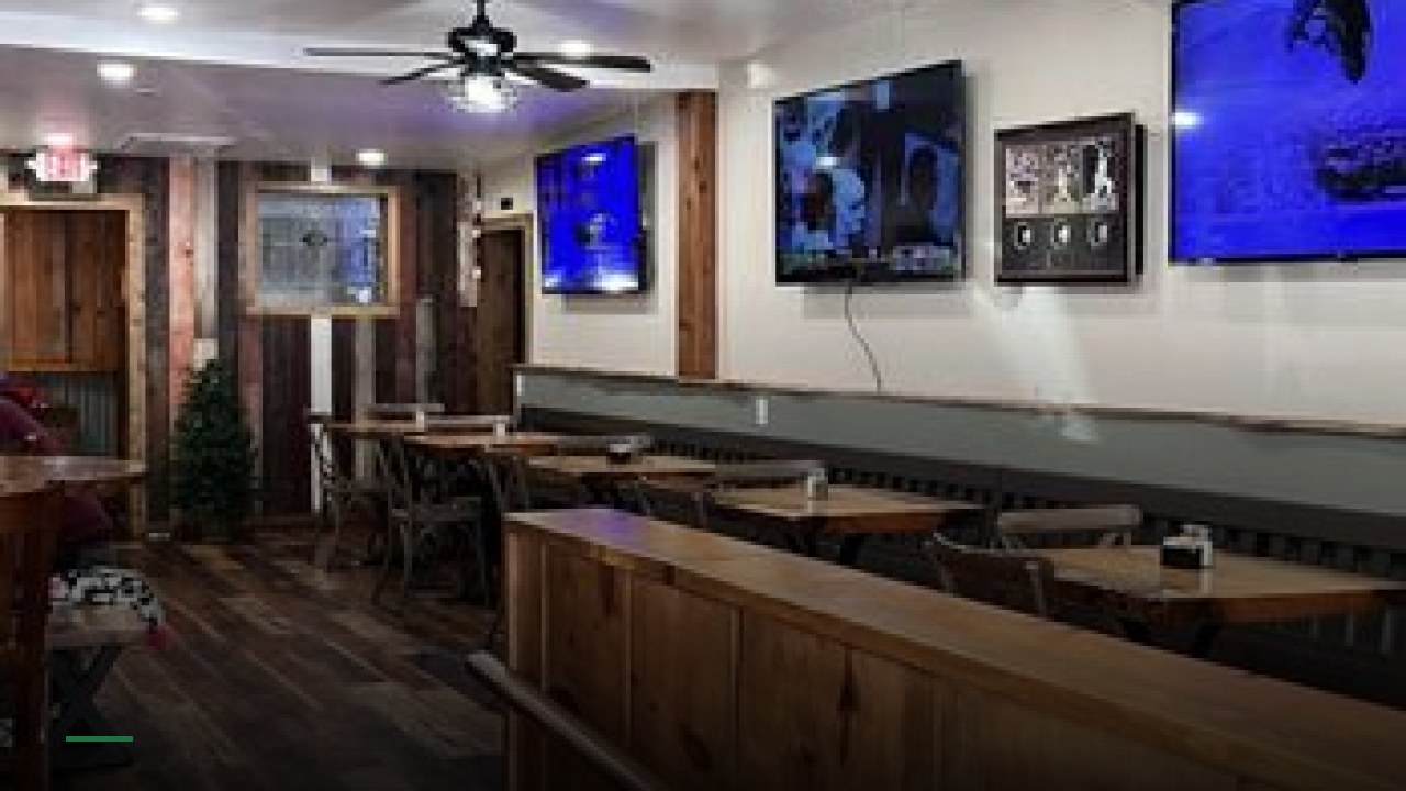 Lake Arrowhead Sports Grille - Sports Bars in Riverside