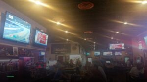 Longnecks Sports Grill — Sports bars in Cincinnati