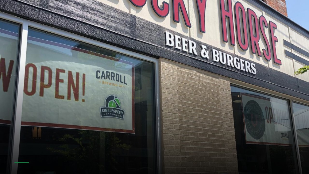 Lucky Horse Beer & Burgers - Sports Bars in Des Moines