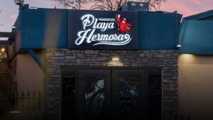 Mariscos Playa Hermosa — Sports bars in Phoenix