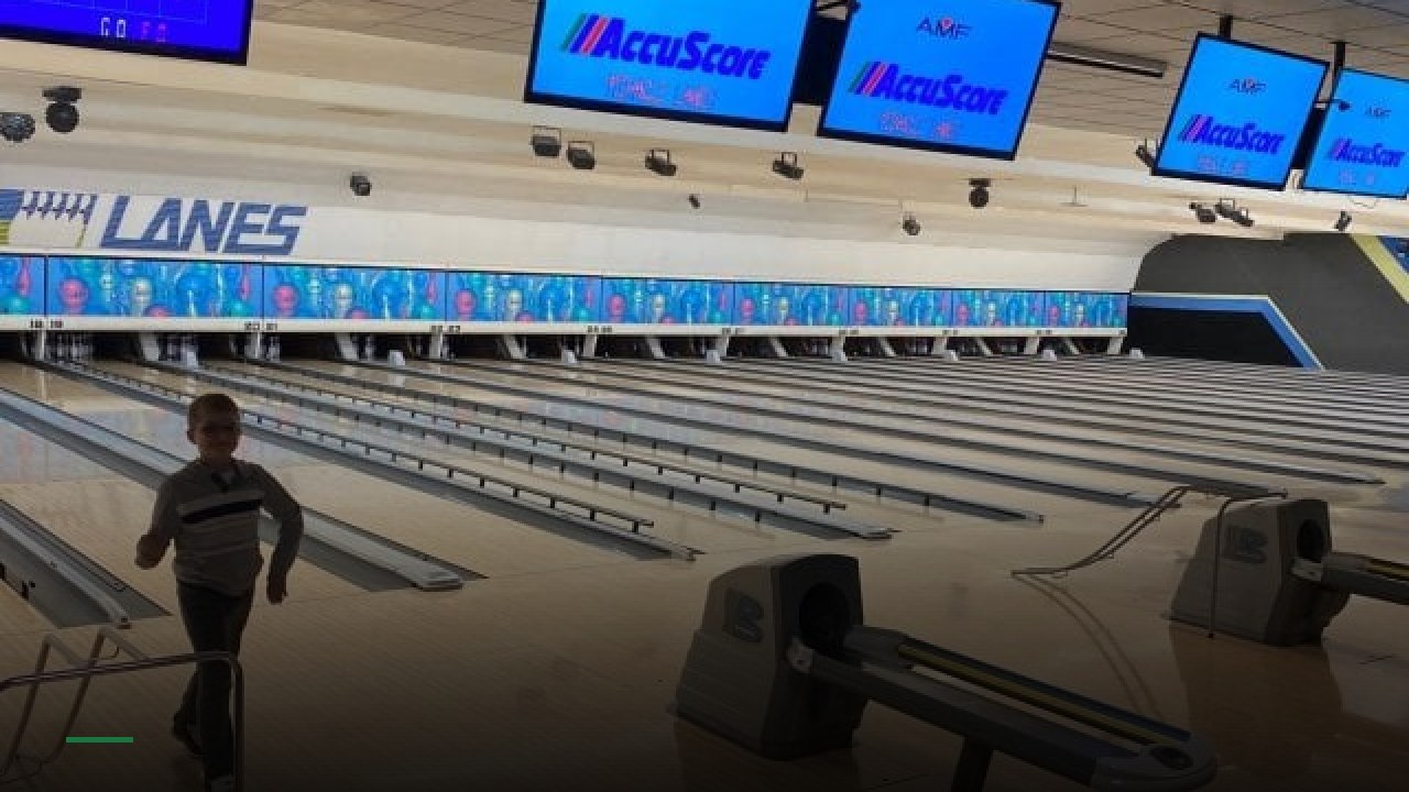 Miracle Lanes of Toledo - Sports Bars in Toledo