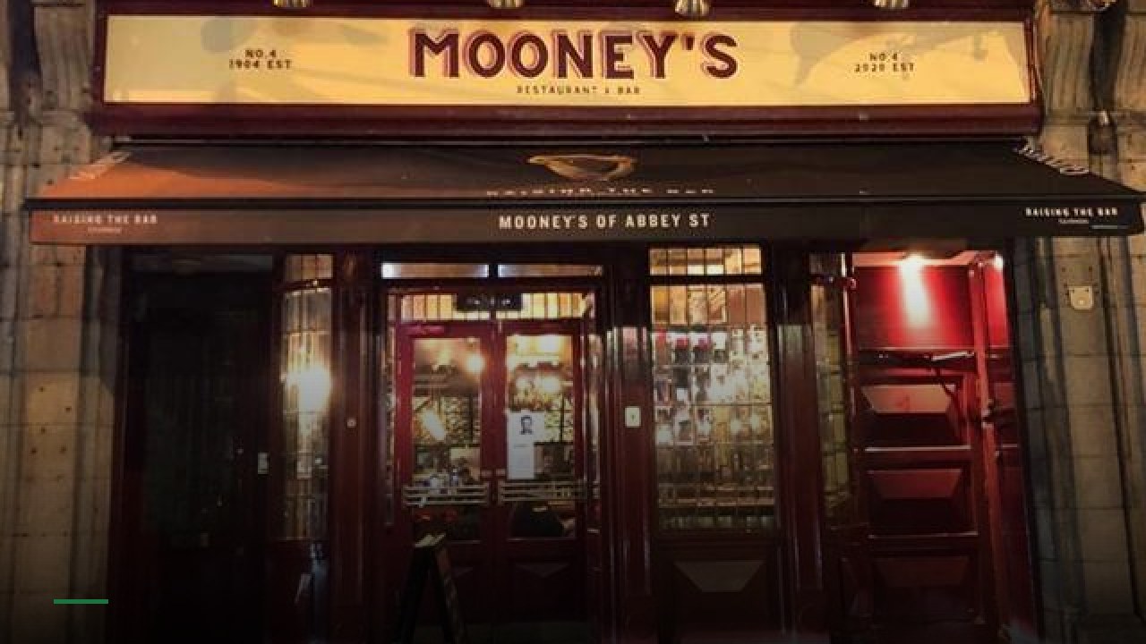 Mooney's Bar & Restaurant - Sports Bars in Dublin