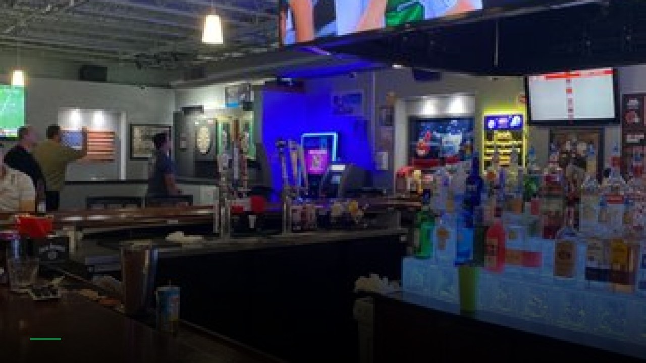 Moonlite Tavern - Sports Bars in Cleveland