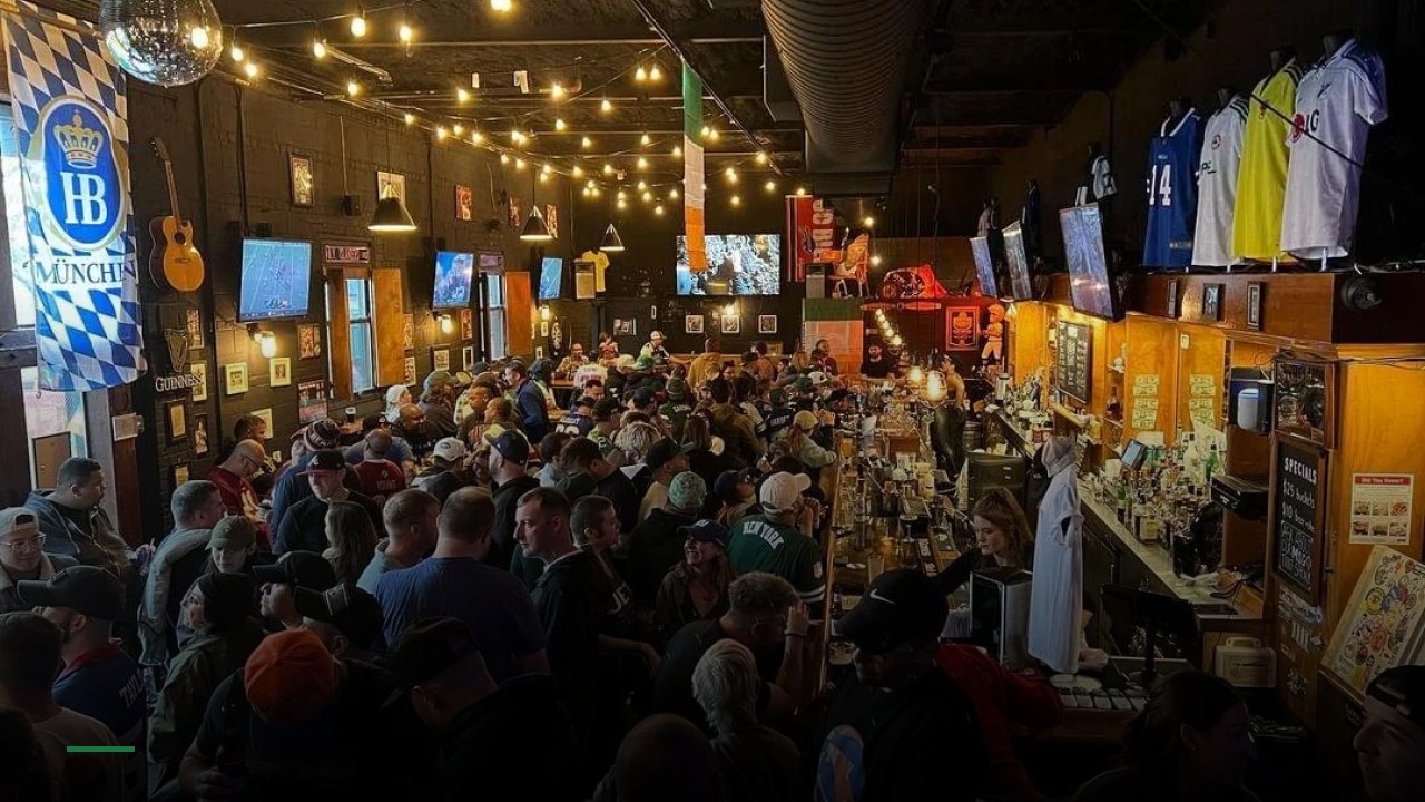 Murphy's Sports Bar - Sports Bars in New York