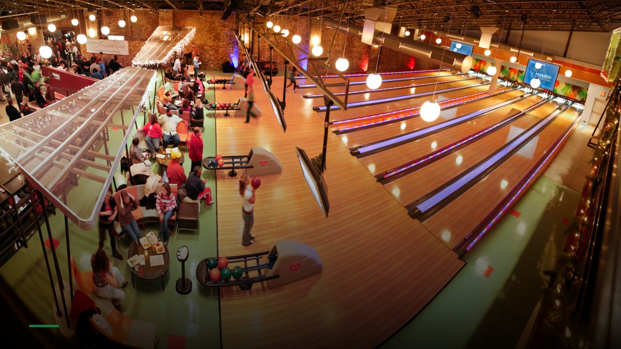 North Bowl - Sports Bars in Philadelphia