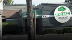 Oaktree Food & Drink Company — Sports bars in Tacoma