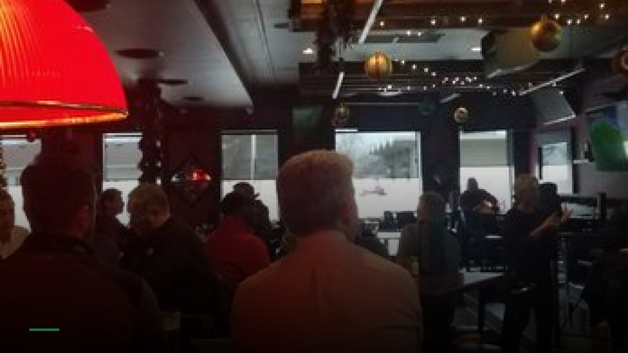 Oakwood Bar and Grill - Sports Bars in Detroit