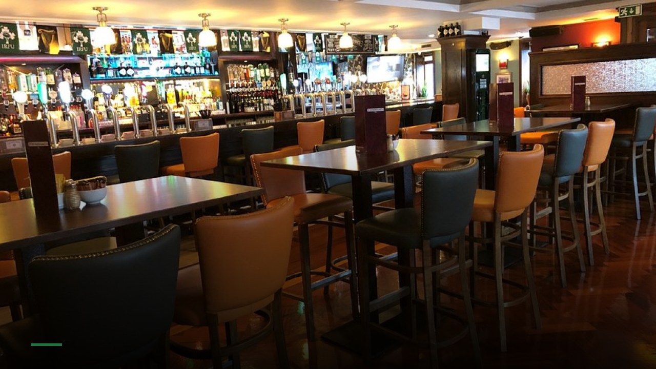 O'Sullivans Bar & Restaurant - Sports Bars in Cork