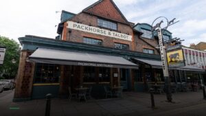 Packhorse & Talbot — Pubs in Luton