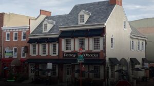 Paddy Whacks Irish Sports Pub – South Street — Sports bars in Philadelphia